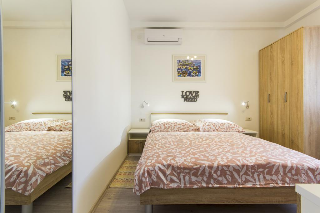 Rooms Vilena Medulin Exteriér fotografie